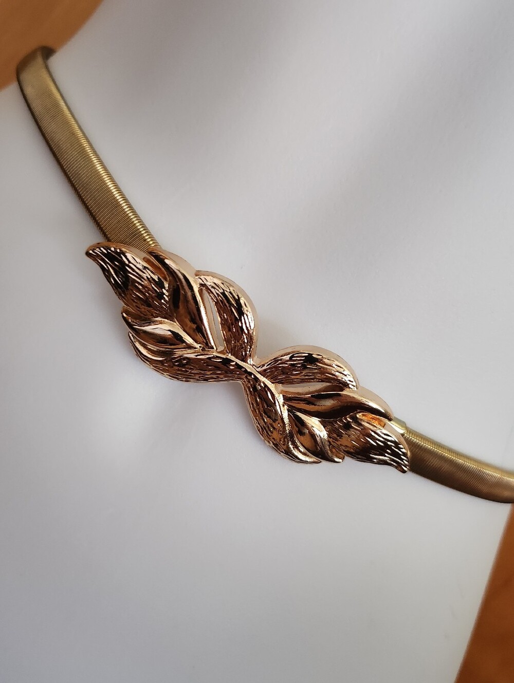Elastic Gold Leaf Chain Belt